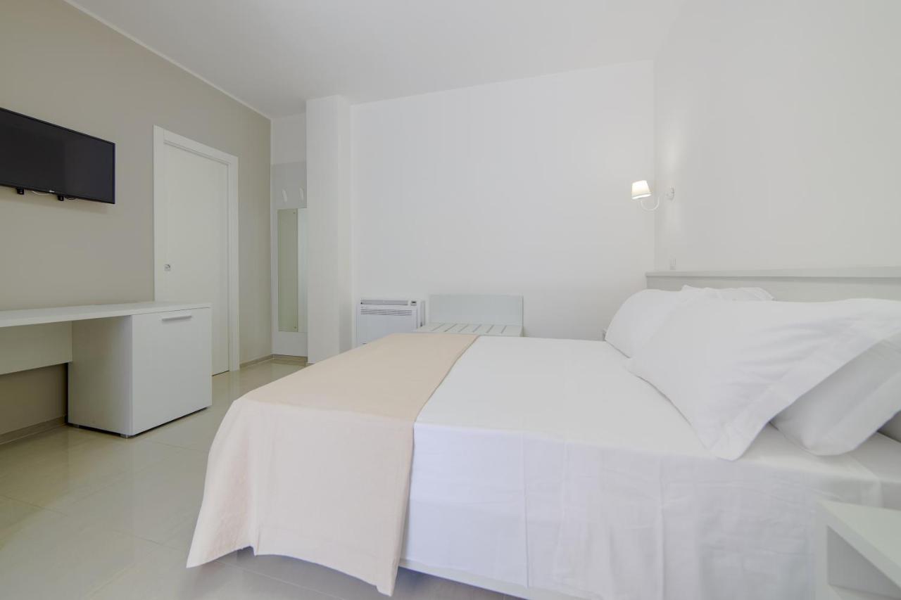 Smart Hotel Ugento Torre San Giovanni Ugento Esterno foto