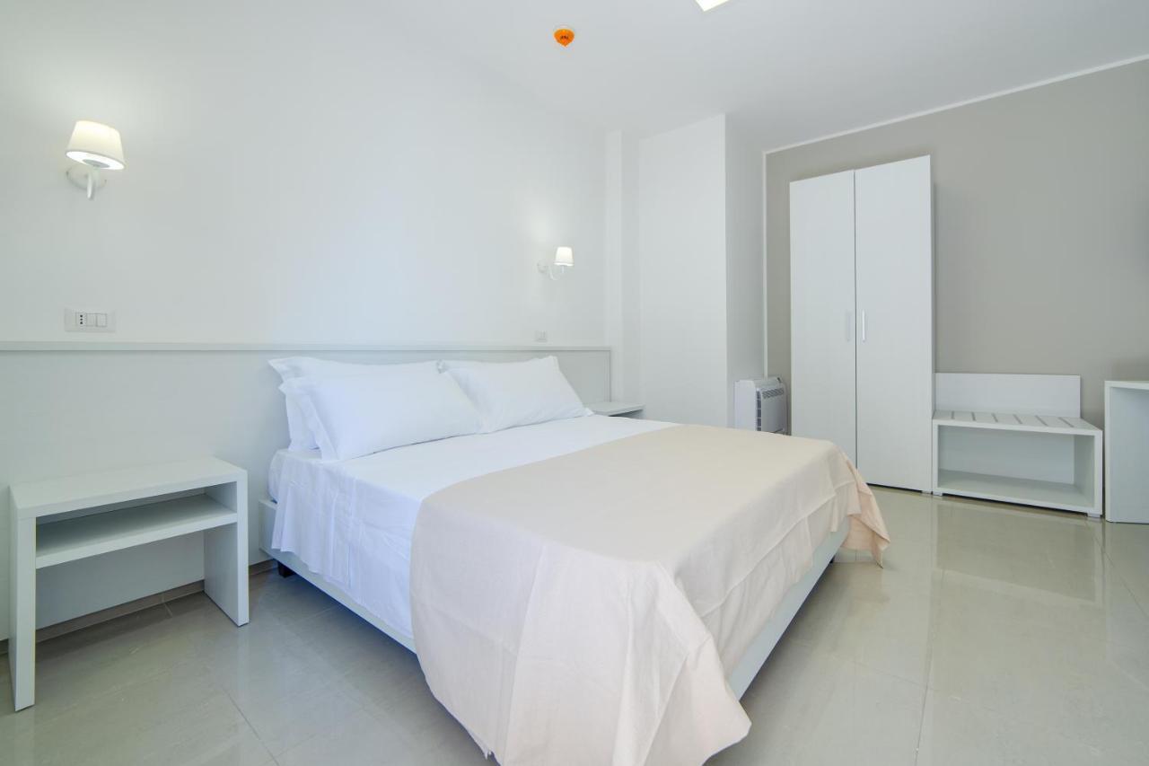 Smart Hotel Ugento Torre San Giovanni Ugento Esterno foto